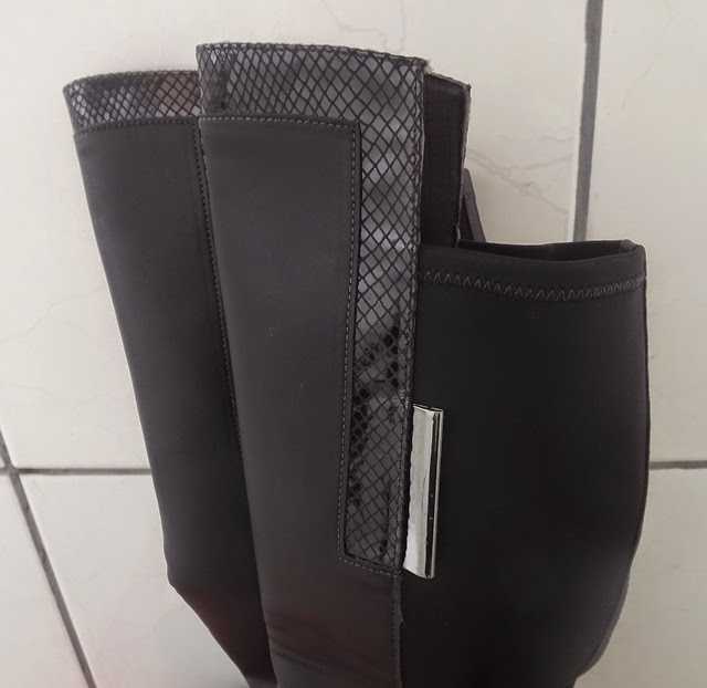 bota montaria com elastico atras